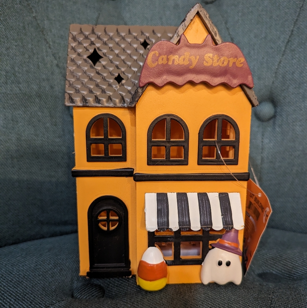 Target Halloween Village Candy Store With Lights NWT